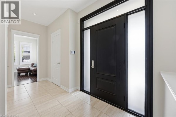 Great room - 4645 Doug Wright Drive, Burlington, ON L7M0L3 Photo 4