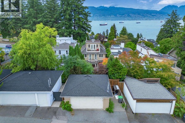4648 W 2nd Avenue, Vancouver