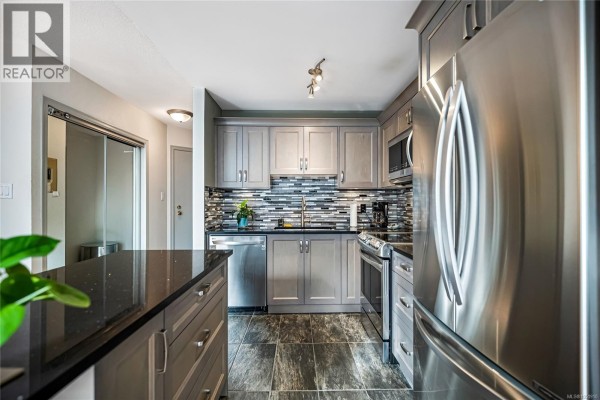 Kitchen - 464e 4678 Elk Lake Dr, Saanich, BC V8Z5M1 Photo 5