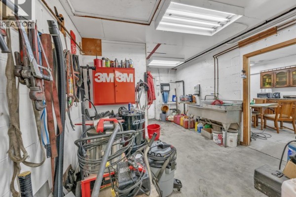 465 Front Road North, Amherstburg, ON N9V2V5 Photo 5