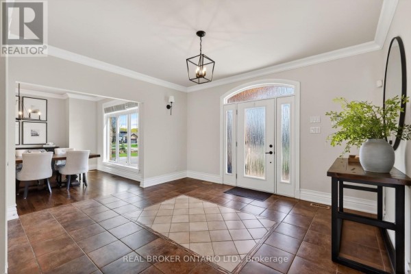 465 Lockmaster Crescent, Ottawa, ON, photo 3