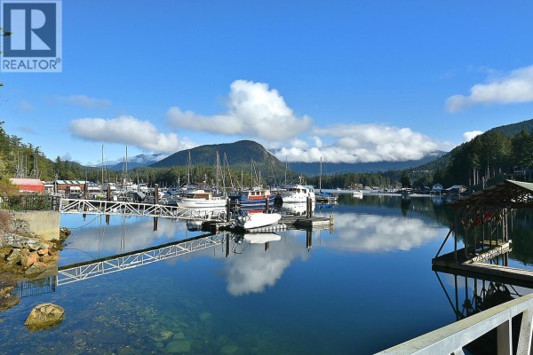 4650 Gerrans Bay Road, Madeira Park, BC V0N2H1 Photo 4