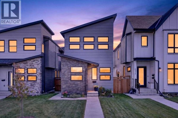 4656 82 Street Nw, Calgary