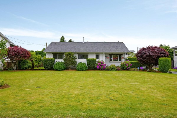 Living room - 46566 Brice Road, Fairfield Island, Chilliwack, BC V2P3V5 Photo 2