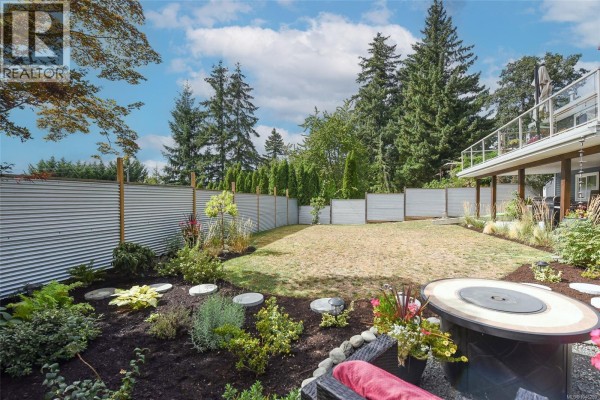 Laundry room - 4659 Mcquillan Rd, Courtenay, BC V9N3T6 Photo 5