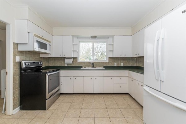 Primary Bedroom - 46615 Fraser Avenue, Chilliwack Proper East, Chilliwack, BC V2P2L1 Photo 4