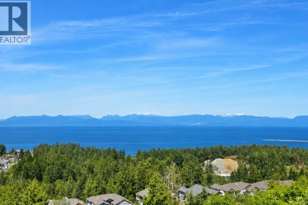 4666 Laguna Way, Nanaimo, BC V9T0A7 Photo 2