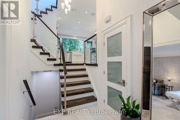 467 Caesar Avenue, Oakville, ON, photo 3