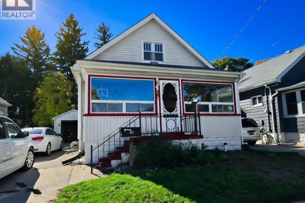 467 Confederation Street, Sarnia