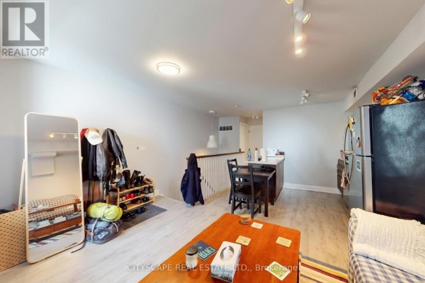 Primary Bedroom - 467 Keele Street, Toronto, ON M6N3E1 Photo 3