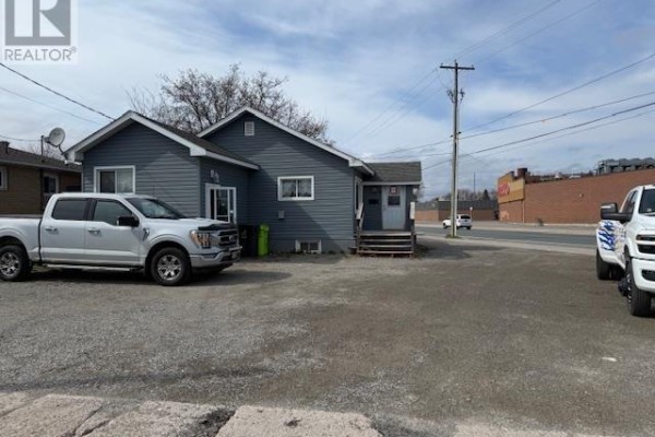 467 Korah Rd, Sault Ste  Marie, ON, photo 2