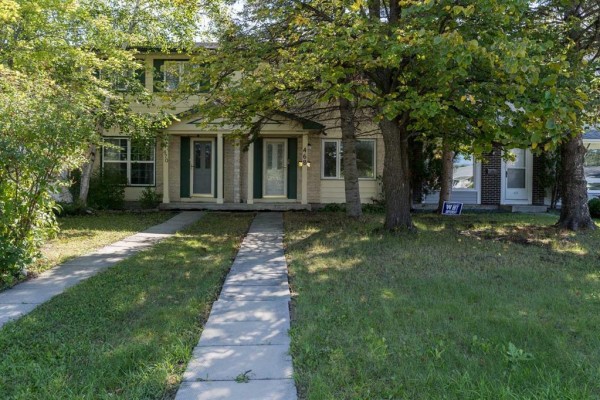 468 Meadowood Drive, Winnipeg
