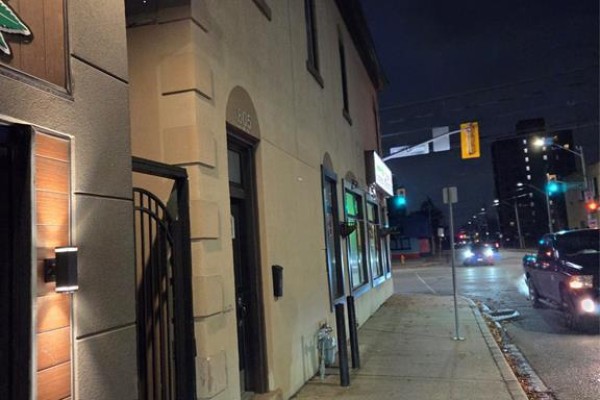 4685-4691 Wyandotte Street East, Windsor, ON N8Y3B4 Photo 3