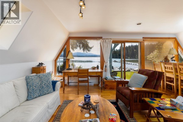 4685 Lakeside Drive, Terrace, BC, photo 3