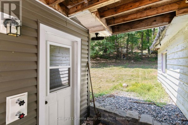 4687 County Rd 21 Road, Dysart Et Al, ON K0M1S0 Photo 4