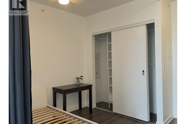 4688 Kingsway Street, Burnaby, BC V5H0E9 Photo 4