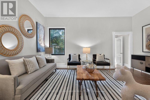 Living room - 469 Richmond Street E, Toronto, ON M5A1R1 Photo 5