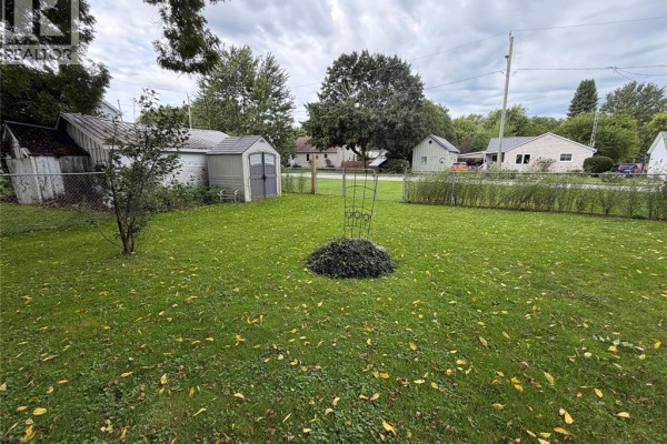 469 West Street, Dresden, ON N0P1M0 Photo 2