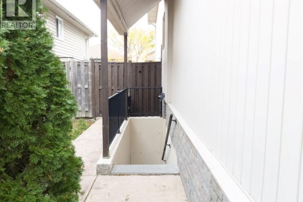 4694 Helsinki Crescent, Windsor, ON, photo 3