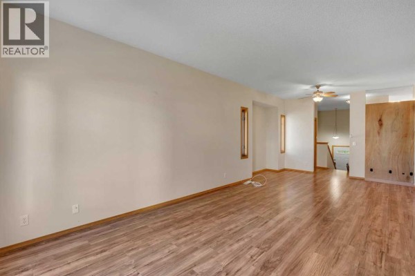 Bedroom - 47, 72 Millside Drive Sw, Calgary, AB T2Y3G8 Photo 5