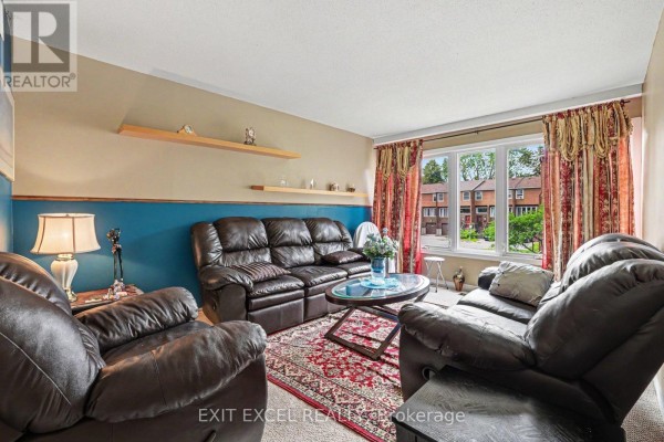 Den - 47 - 2139 Eric Crescent, Ottawa, ON K1B4P5 Photo 4