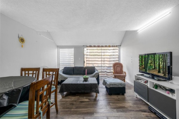 47 17708 60 Avenue, Surrey, BC V3S1V2 Photo 2