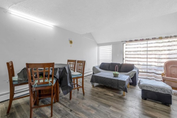 47 17708 60 Avenue, Surrey, BC V3S1V2 Photo 3