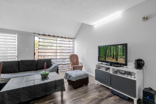 47 17708 60 Avenue, Surrey, BC V3S1V2 Photo 4
