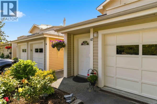 Balcony - 47 909 Admirals Rd, Esquimalt, BC V9A2P1 Photo 3