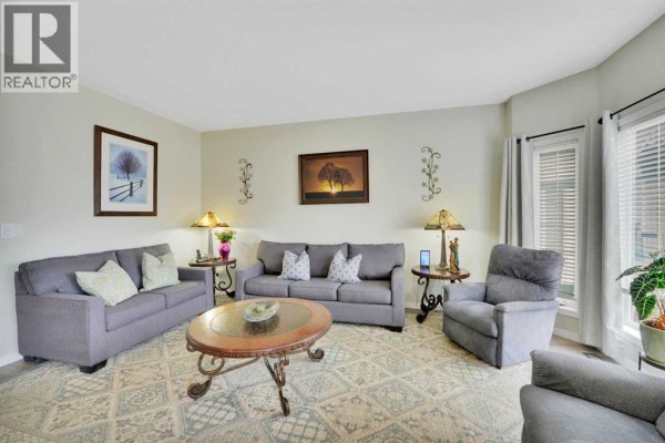 47 Abel Close, Red Deer, AB, photo 3