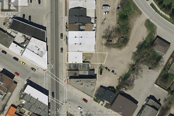 Aerial view of 47 Albert Street commercial building and surrounding properties and streets. - 47 Albert Street, Central Huron