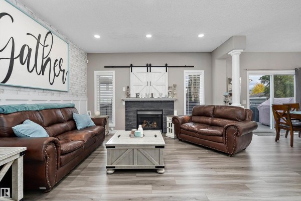 Family room - 47 Birchmont Dr, Leduc, AB T9E8S4 Photo 4