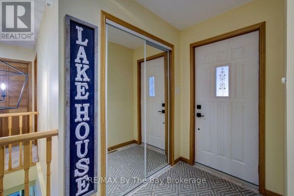 Bedroom 4 - 47 Birchwood Trail, Wasaga Beach, ON L9Z1B1 Photo 4