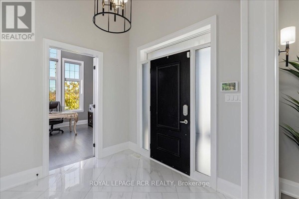 Dining room - 47 Carondale Square, East Gwillimbury, ON L9N0X5 Photo 5