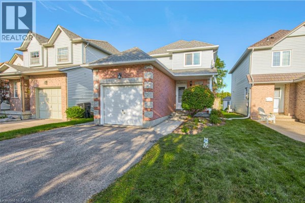 4pc Bathroom - 47 Hilltop Drive, Ayr, ON N0B1E0 Photo 2