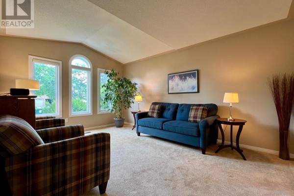 Dining room - 47 Looker Drive, Barrie, ON L4N7V3 Photo 5