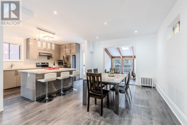 Kitchen - 47 Maxwell Avenue, Toronto, ON M5P2B4 Photo 4