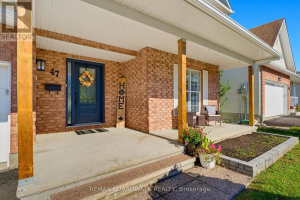 47 Mika Street, Ottawa, ON K2S1K6 Photo 4