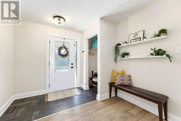 47 Mika Street, Ottawa, ON K2S1K6 Photo 5