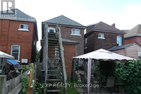 47 Nightingale Street, Hamilton, ON, photo 2
