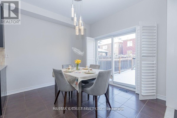 Kitchen - 47 Pelister Drive, Markham, ON L6E0M7 Photo 4