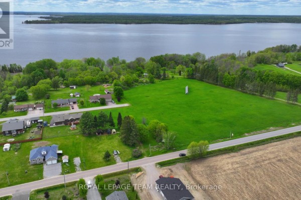 47 Rapid Road, Whitewater Region, ON, photo 2
