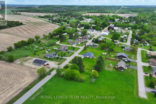 47 Rapid Road, Whitewater Region, ON K0J2L0 Photo 4