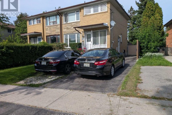 47 Roywood Drive, Toronto, ON, photo 2