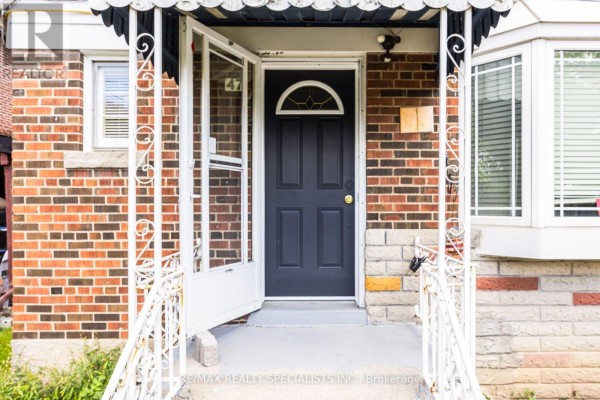 47 Singleton Road, Toronto, ON, photo 3