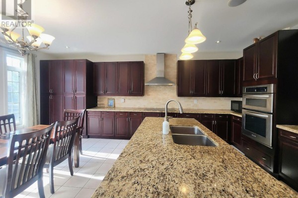 Office - 47 Sir Modesto Court, Vaughan, ON L6A4G2 Photo 4