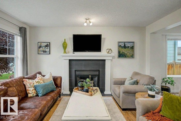 Dining room - 47 Summerfield Wd, Sherwood Park, AB T8H2P5 Photo 2