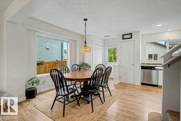 Family room - 47 Summerfield Wd, Sherwood Park, AB T8H2P5 Photo 4