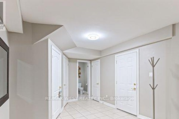 Bedroom 2 - 47 Timber Lane, Vaughan, ON L4L3J6 Photo 4