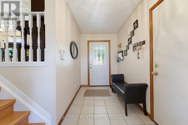 Bedroom 2 - 47 Trillium Way, Brantford, ON N3R7T8 Photo 5